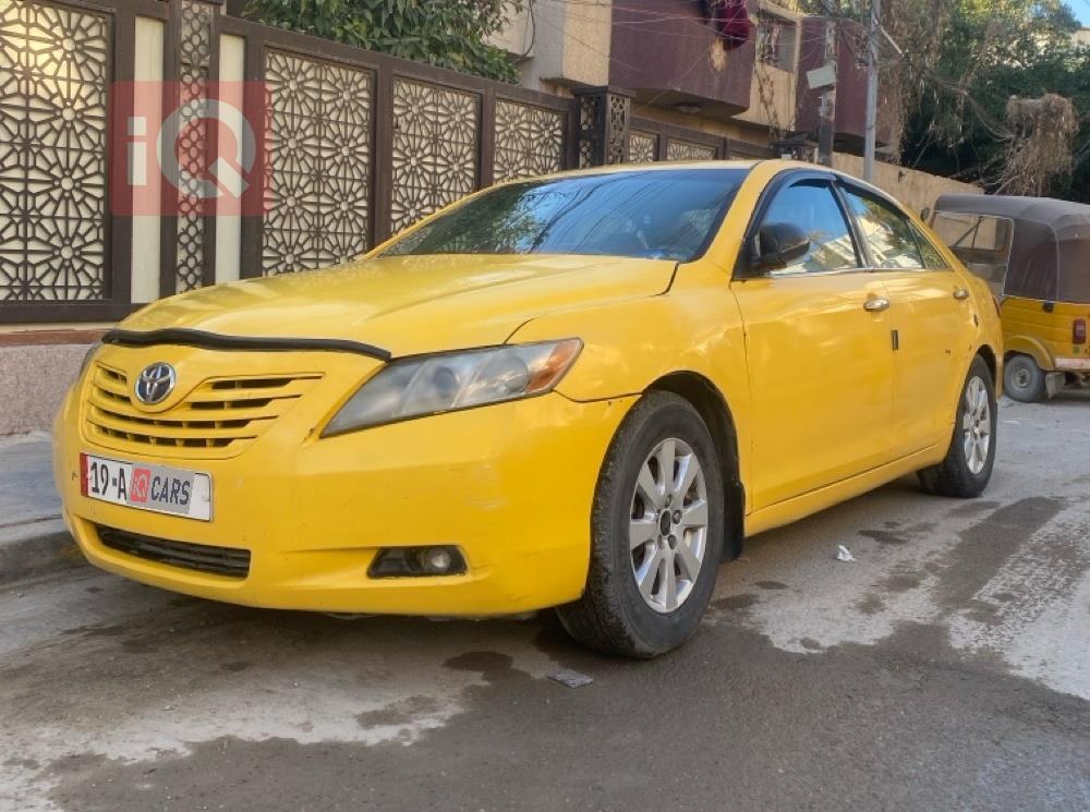 تۆیۆتا کامری